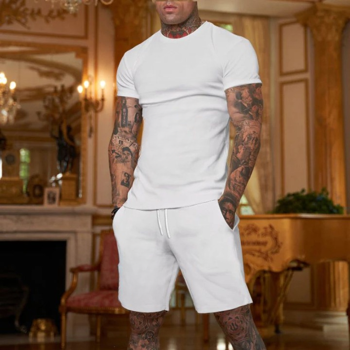 T-shirt + GRATIS Korte Broek